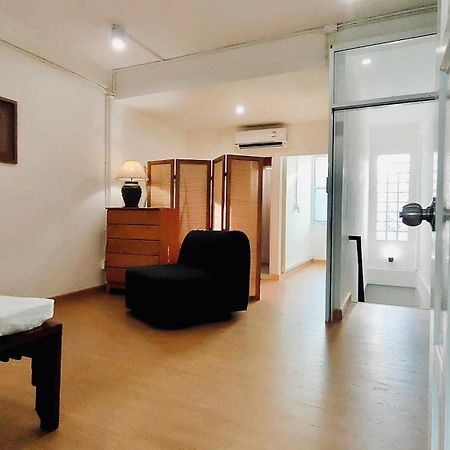 Whole 3-Storey House Right In The Local Community. Bangkok Eksteriør billede
